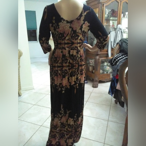 BNWOT FREE PEOPLE MAXI DRESS BLACK W/ BEAUTIFUL FLORALS LOVELY FLOWING SZ. MED - Picture 6 of 8